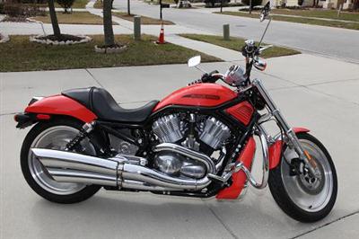 Photo of a 2005 Harley-Davidson&reg; VRSCB V-Rod&reg;