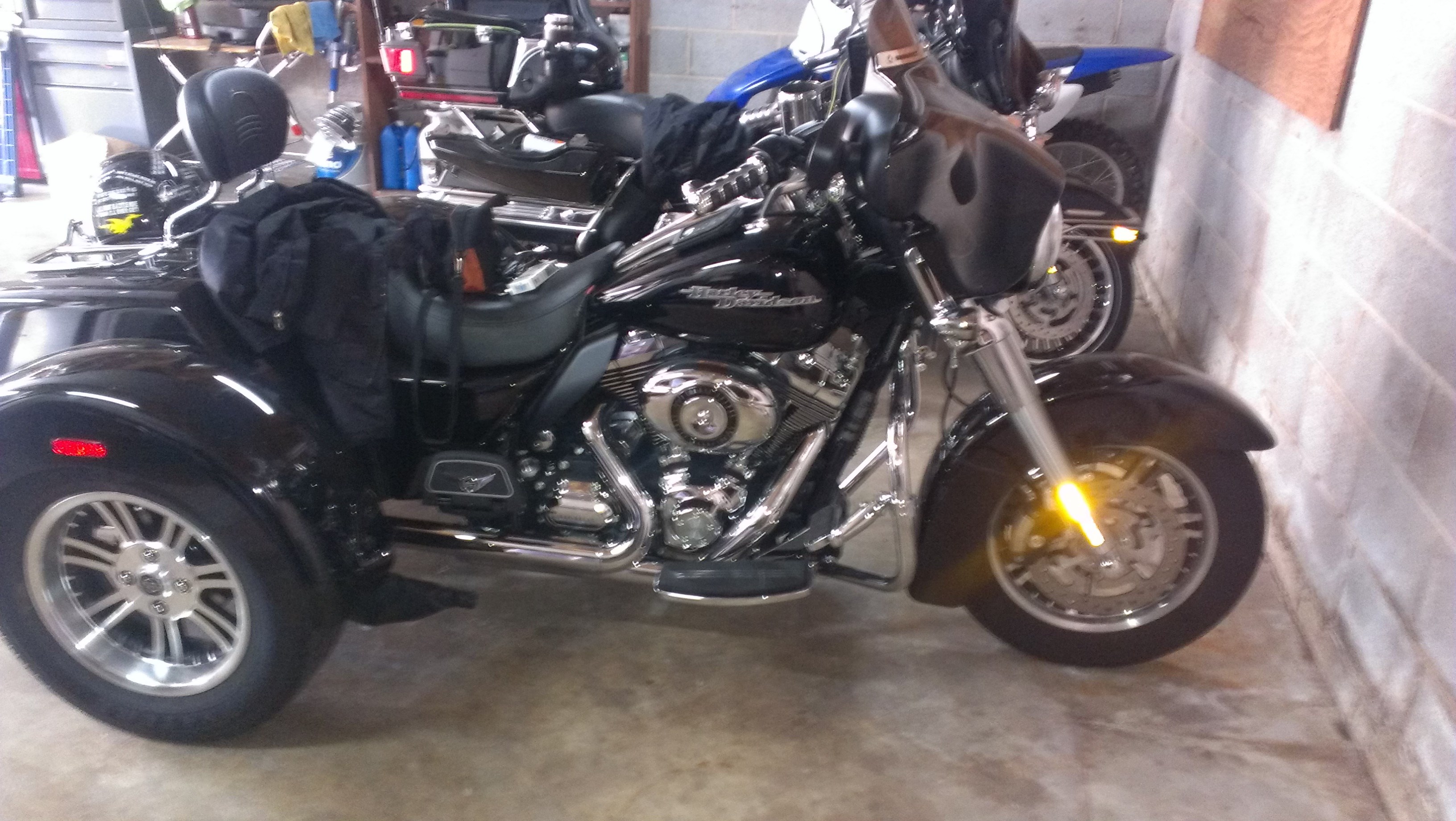 2011 street glide trike for sale