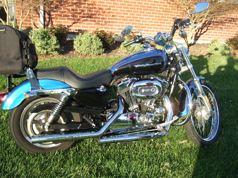2004 Harley-Davidson® XL1200C Sportster® 1200 Custom (Blue ...